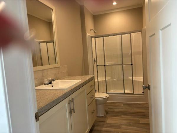 2023 Palm Harbor 340LD28482A Mobile Home