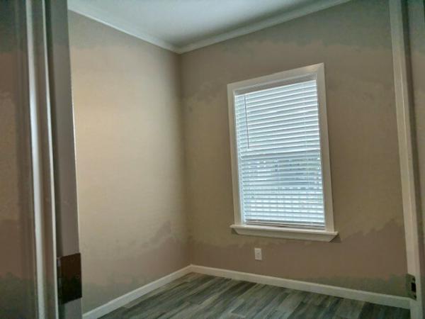 2023 Palm Harbor 340LD28482A Mobile Home