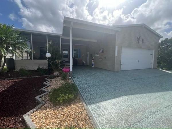 Photo 1 of 2 of home located at 3024 Satsuma St. Wimauma, FL 33598