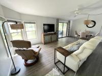 1989 PALM Manufactured Home