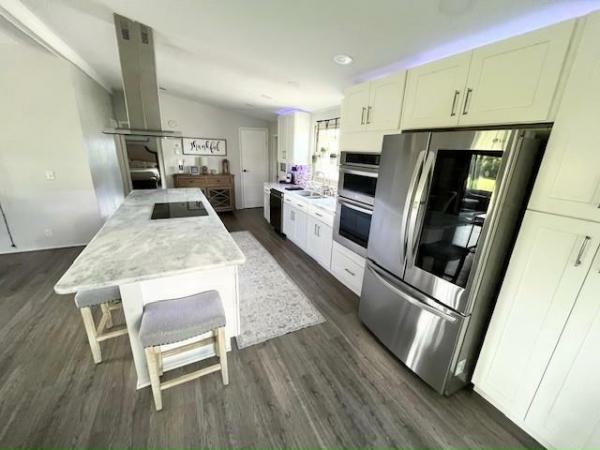 1989 PALM Manufactured Home