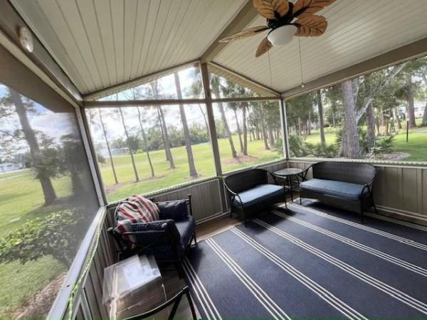 1989 PALM Manufactured Home