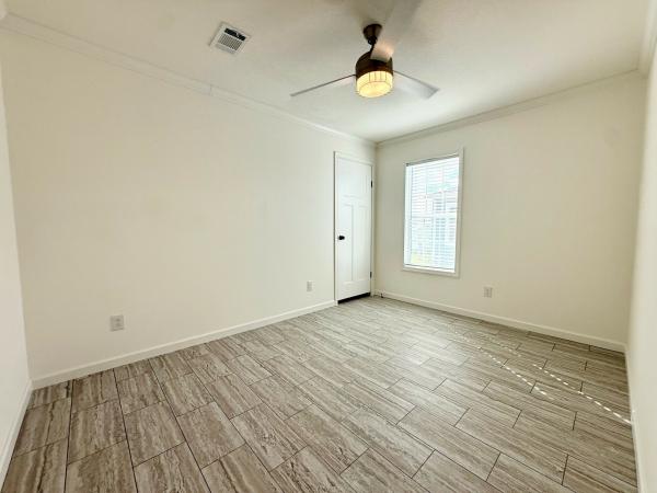 2025 Champion HOMCSHC4442A Mobile Home