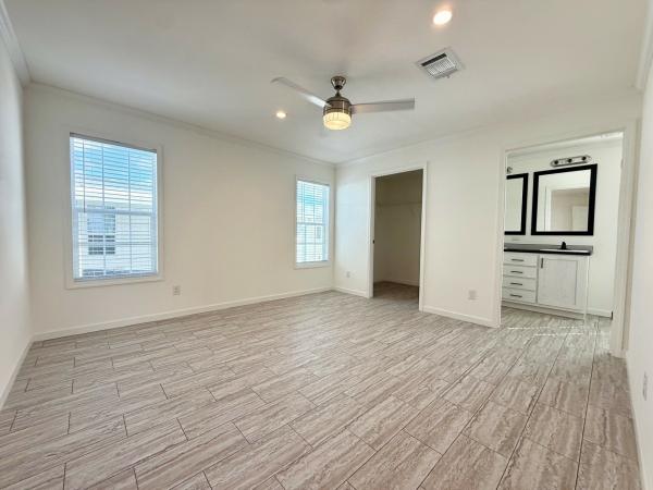 2025 Champion HOMCSHC4442A Mobile Home