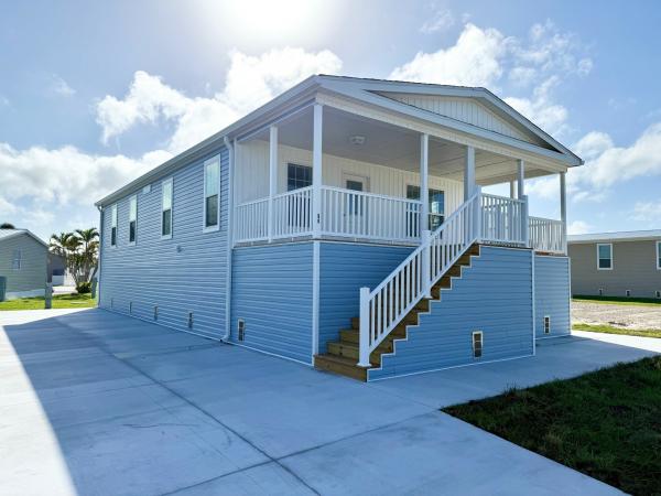 2025 Champion HOMCSHC4442A Mobile Home