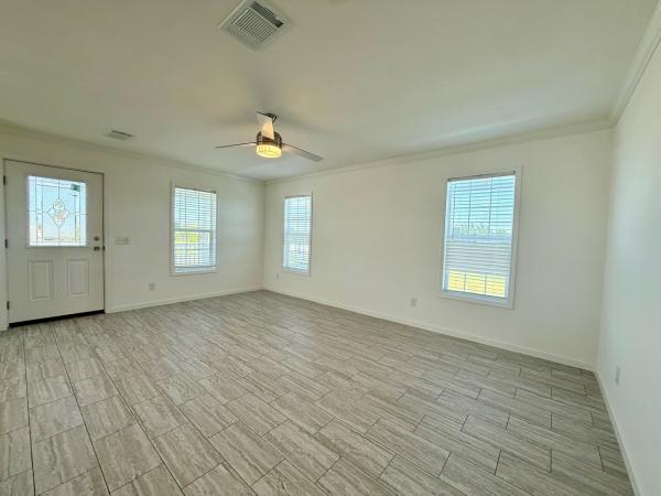 2025 Champion HOMCSHC4442A Mobile Home