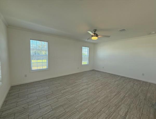 2025 Champion HOMCSHC4442A Mobile Home