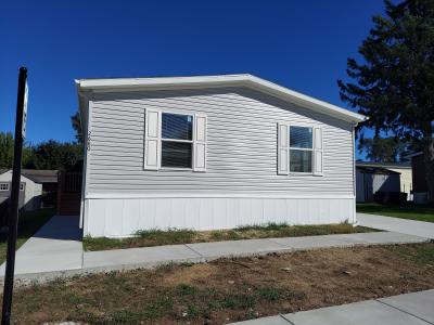 Mobile Home at 2680 Loch Lomond Dr Highland, MI 48357