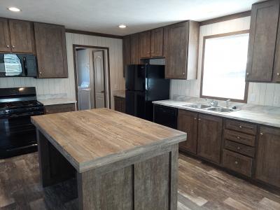 Photo 3 of 12 of home located at 2680 Loch Lomond Dr Highland, MI 48357