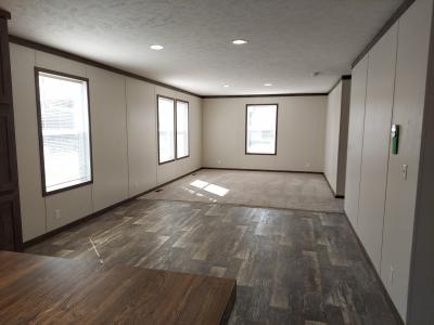 Photo 4 of 12 of home located at 2680 Loch Lomond Dr Highland, MI 48357