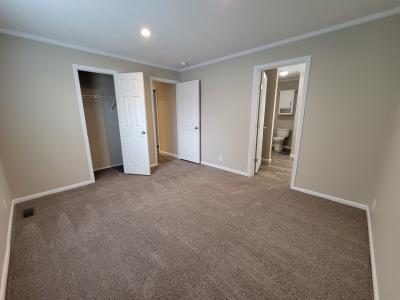 Photo 4 of 8 of home located at 56 Grant Dr Highland, MI 48357