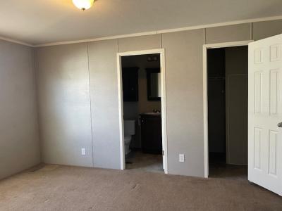 Photo 2 of 12 of home located at 4261 Grange Hall Rd #25 Holly, MI 48442