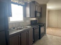 2018 Redman RA1670215 Mobile Home