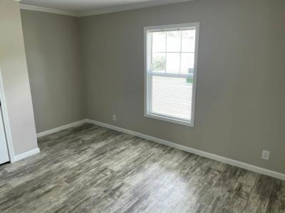 Photo 5 of 6 of home located at 10201 W Beaver St #137 Jacksonville, FL 32220