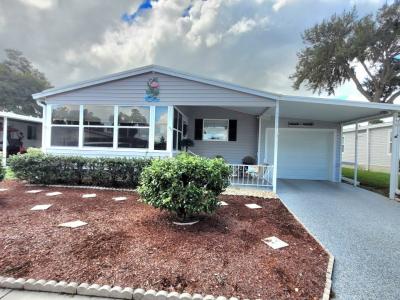 Photo 2 of 20 of home located at 6008 Presidential Cir Zephyrhills, FL 33540