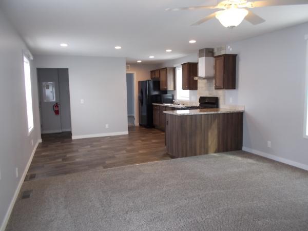 2019 Clayton 81FSN16723A Mobile Home