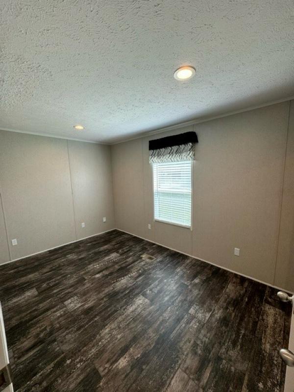 FLEETWOOD Mobile Home For Sale