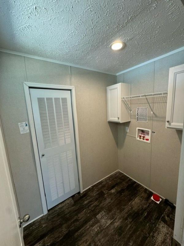 FLEETWOOD Mobile Home For Sale