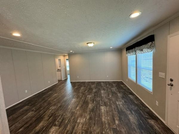 FLEETWOOD Mobile Home For Sale