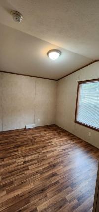 2012 CHAMPION NMSF693  Home