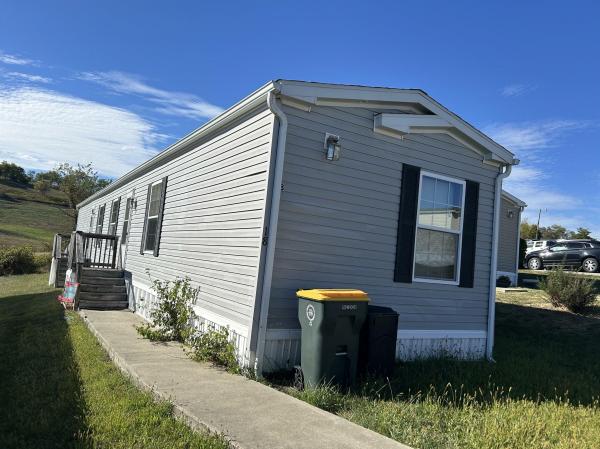 2015 CHAMPION S&SSF756  Home