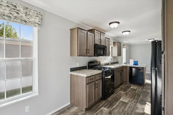 2025 Mansion 10 Mojave 4563Z  Home
