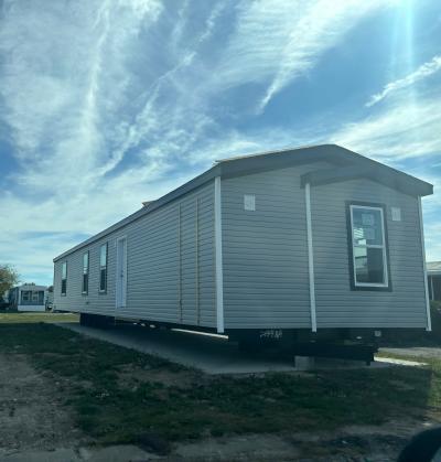 Mobile Home at 27696 Oregon Rd #60 Perrysburg, OH 43551