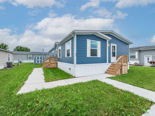 2022 Clayton 377 6028-7604 The Pulse  Home