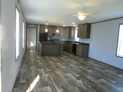 Photo 4 of 16 of home located at 23678 Hickory Lane Brownstown, MI 48174