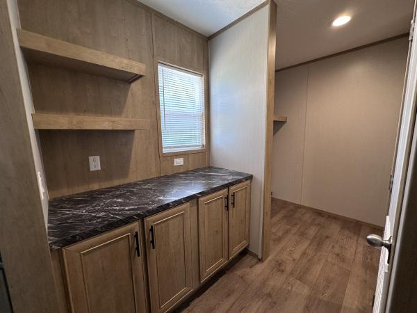 2023 43CEE16763EH23  Home