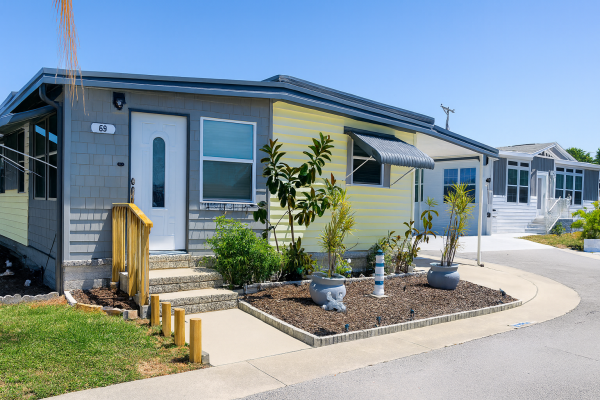1970 COLU Mobile Home For Sale