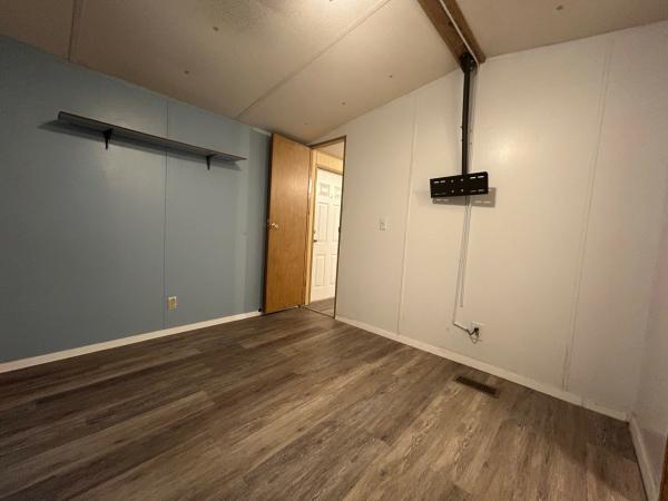 1985 OAK Mobile Home For Sale