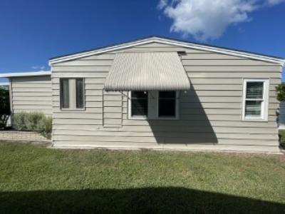 Photo 4 of 14 of home located at 4746 11th St E Bradenton, FL 34203