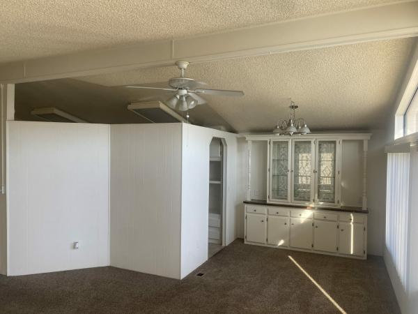 1985  Mobile Home For Sale