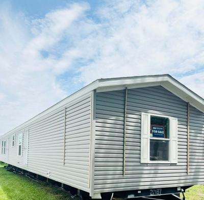 Mobile Home at 1708 W. 4th Ave. Coal Valley, IL 61240