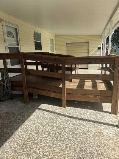 Photo 3 of 17 of home located at 4566 Drummond Pl. Lot #470 Lakeland, FL 33801