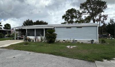 Photo 3 of 31 of home located at 170 Taiwan Island Rd Leesburg, FL 34788
