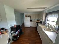 1986 vict Mobile Home