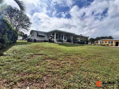 Photo 2 of 63 of home located at 6082 Lacosta Drive Ocala, FL 34472