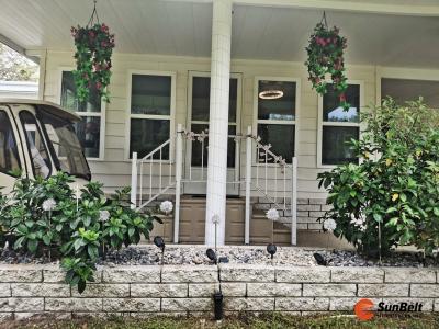 Photo 5 of 63 of home located at 6082 Lacosta Drive Ocala, FL 34472
