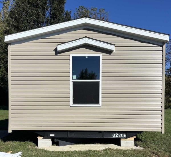 Photo 1 of 2 of home located at Lot 20 550 Rosewalk Dr. Scottsburg, IN 47170