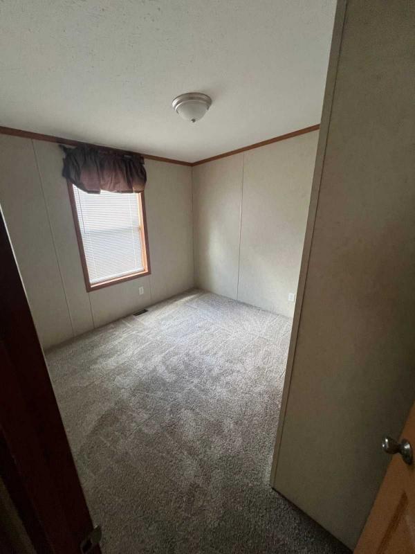 2018 Commodore Mobile Home