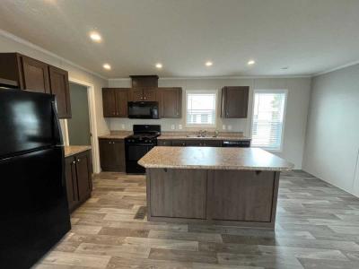 Photo 6 of 14 of home located at 32907 Heatherwood New Haven, MI 48048