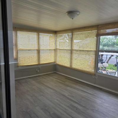 Photo 5 of 8 of home located at 305 Woodbine Dr Sebring, FL 33870