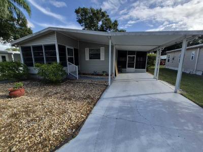 Photo 4 of 29 of home located at 7111 142nd Ave. Largo, FL 33771