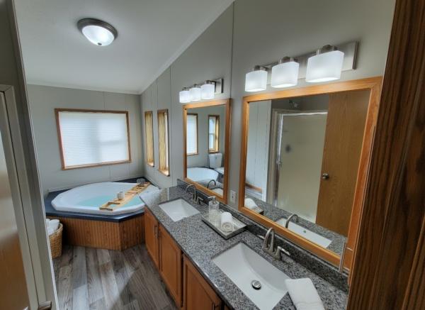1997 MFHM Badger Mobile Home