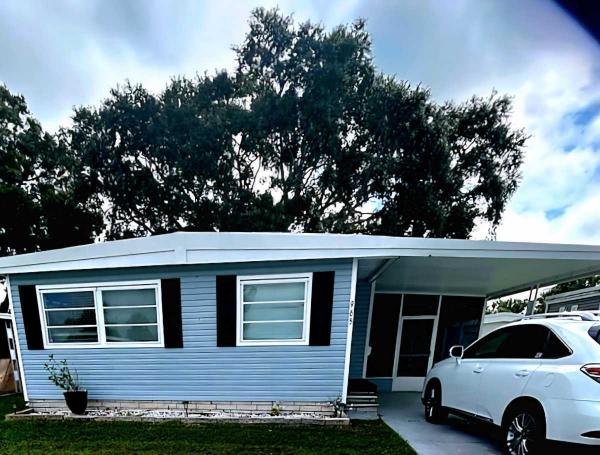 Photo 1 of 2 of home located at 1071 Donegan Rd. Largo, FL 33771