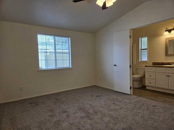 1998 CAVCO DS1668 Manufactured Home