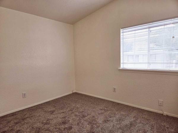 1998 CAVCO DS1668 Manufactured Home