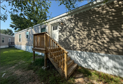 Photo 4 of 10 of home located at 7534 Us-60 #169 Republic, MO 65738